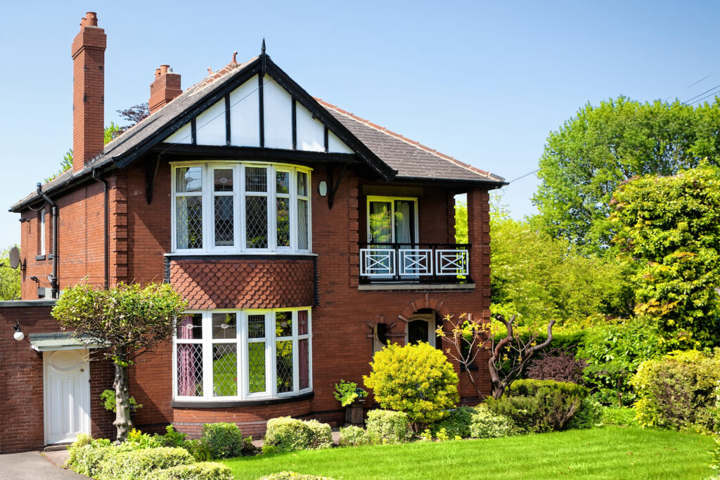 Bay-Windows
